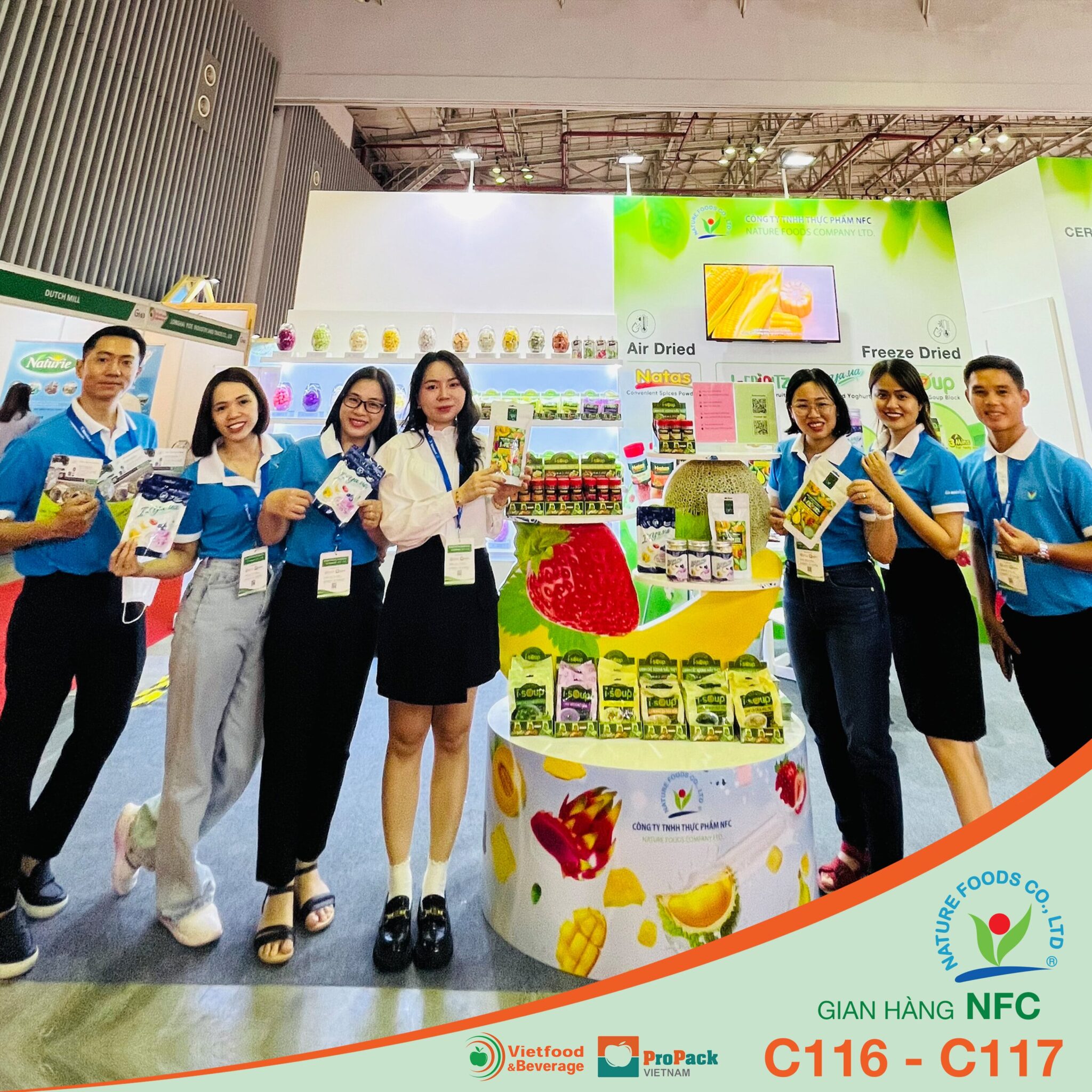 NFC MANG CÁC DÒNG SẢN PHẨM SẤY THĂNG HOA THAM DỰ TRIỂN LÃM VIETFOODS 2023